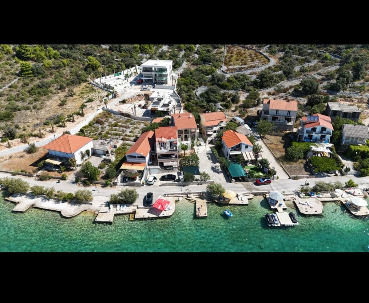 Casa Zatoglav, Rogoznica, 400m2