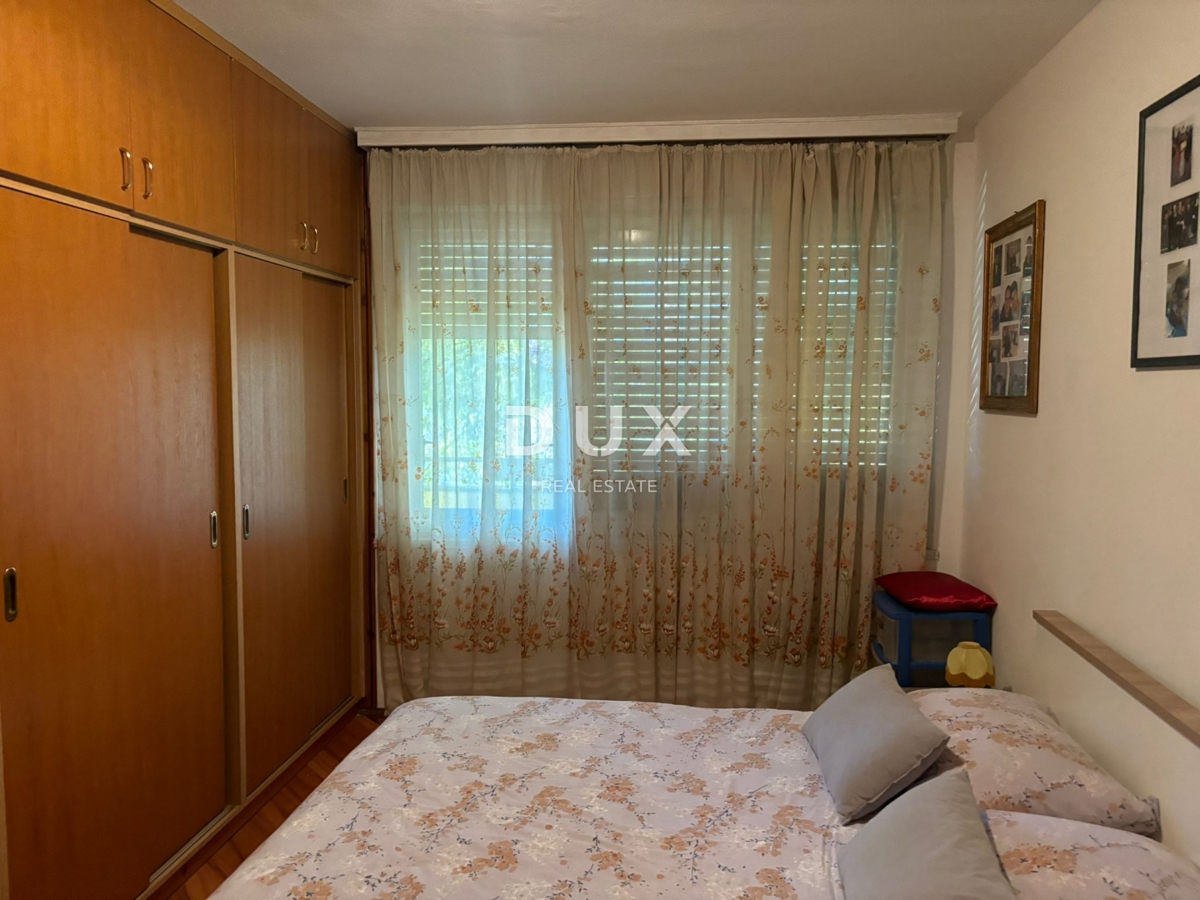 ISTRIA, POLA - Appartamento vicino al centro con due terrazze! Vendita esclusiva!