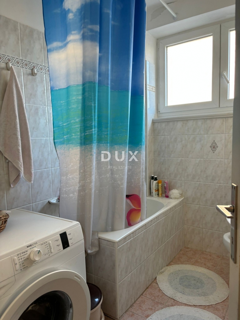 ISTRIA, POLA - Appartamento vicino al centro con due terrazze! Vendita esclusiva!