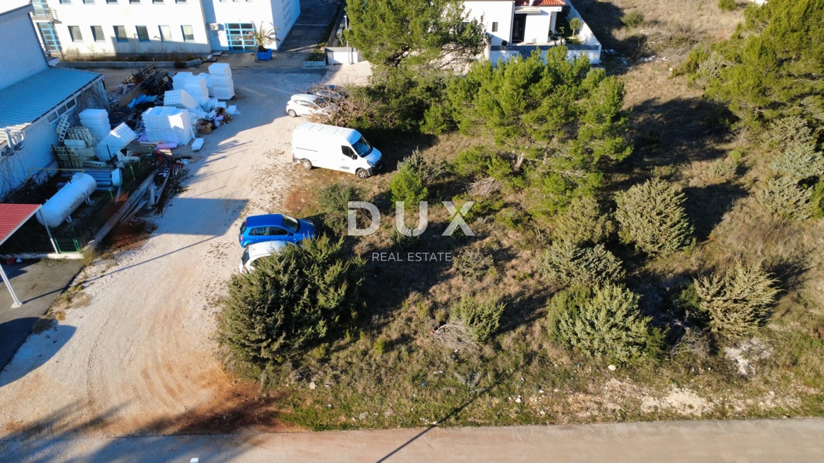 ZADAR, ZATON - Terreno edificabile 522 m2, forma regolare