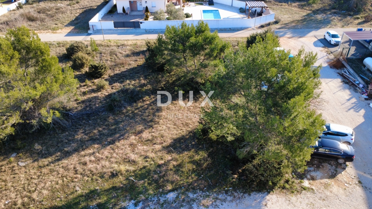 ZADAR, ZATON - Terreno edificabile 522 m2, forma regolare