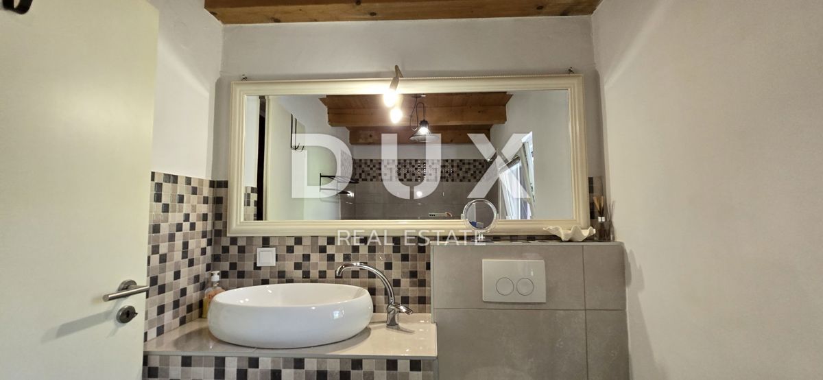 ISTRIA, ŽMINJ - Casa vacanze in posizione appartata, con piscina e jacuzzi