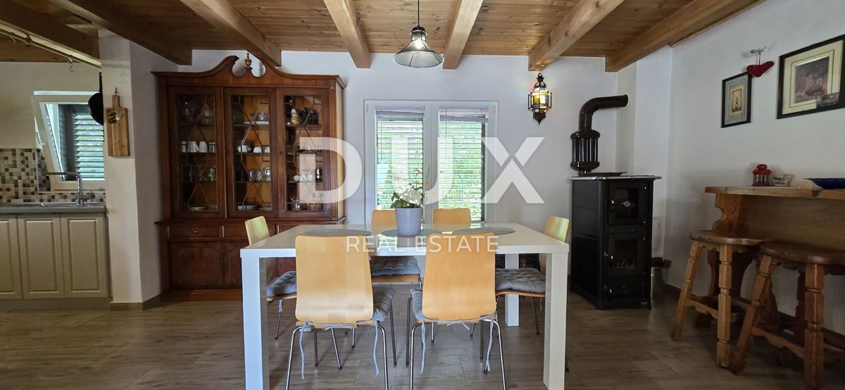 ISTRIA, ŽMINJ - Casa vacanze in posizione appartata, con piscina e jacuzzi