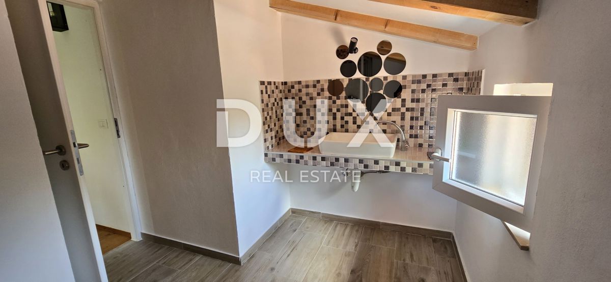 ISTRIA, ŽMINJ - Casa vacanze in posizione appartata, con piscina e jacuzzi