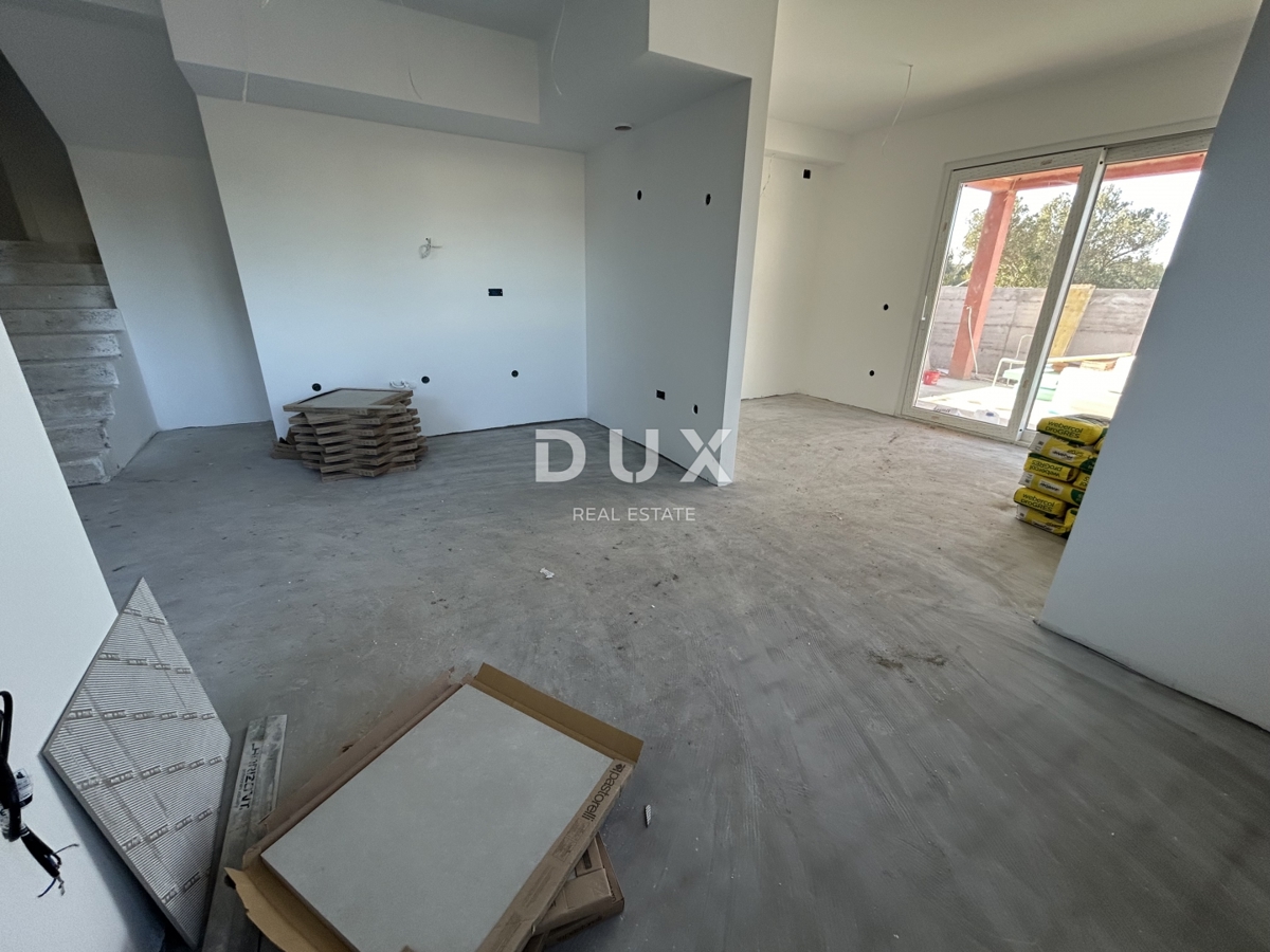 MURTER, JEZERA – NUOVA COSTRUZIONE, Appartamento duplex con piscina