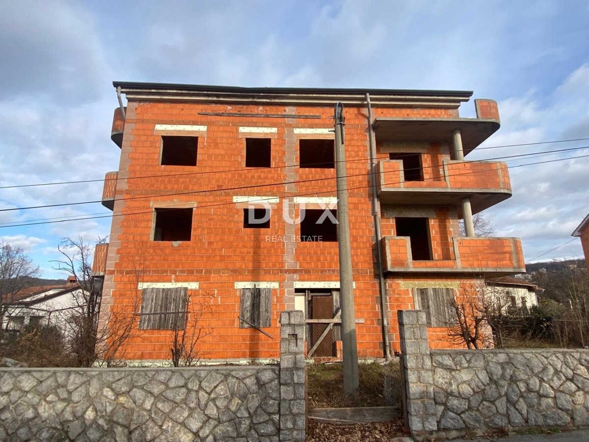 RIJEKA, KASTAV - casa indipendente con vista mare + garage + ampio giardino! OCCASIONE! VENDITA URGENTE!