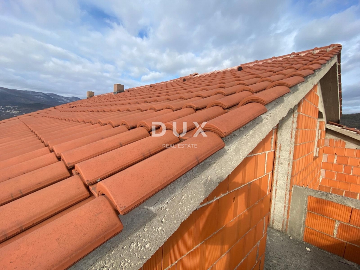 RIJEKA, KASTAV - casa indipendente con vista mare + garage + ampio giardino! OCCASIONE! VENDITA URGENTE!