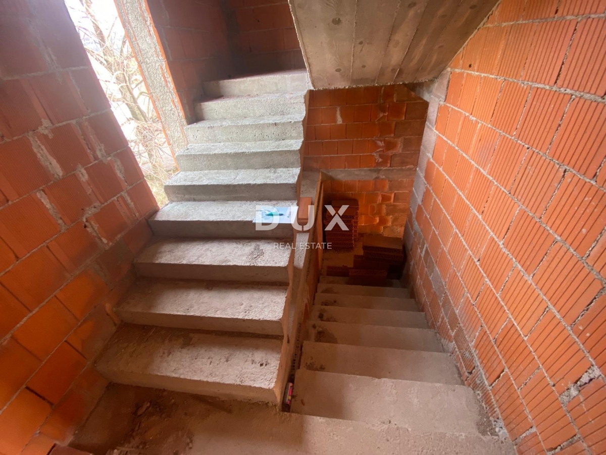 RIJEKA, KASTAV - casa indipendente con vista mare + garage + ampio giardino! OCCASIONE! VENDITA URGENTE!