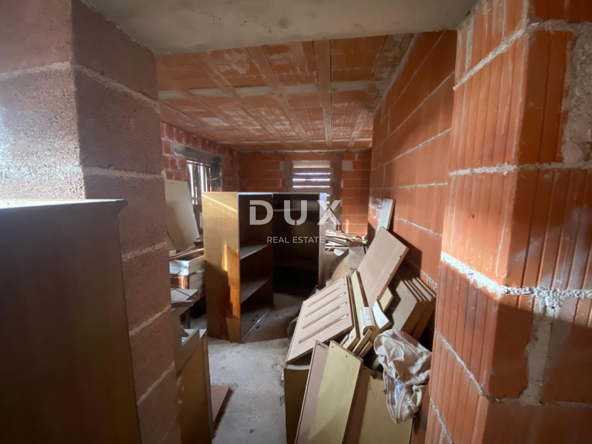 RIJEKA, KASTAV - casa indipendente con vista mare + garage + ampio giardino! OCCASIONE! VENDITA URGENTE!