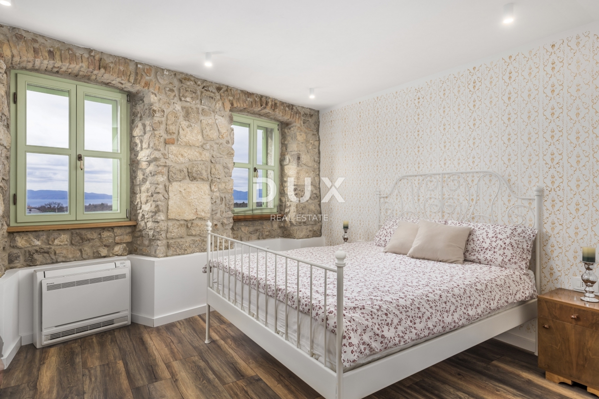 GROBNIK - Autentica casa in pietra con vista mare!