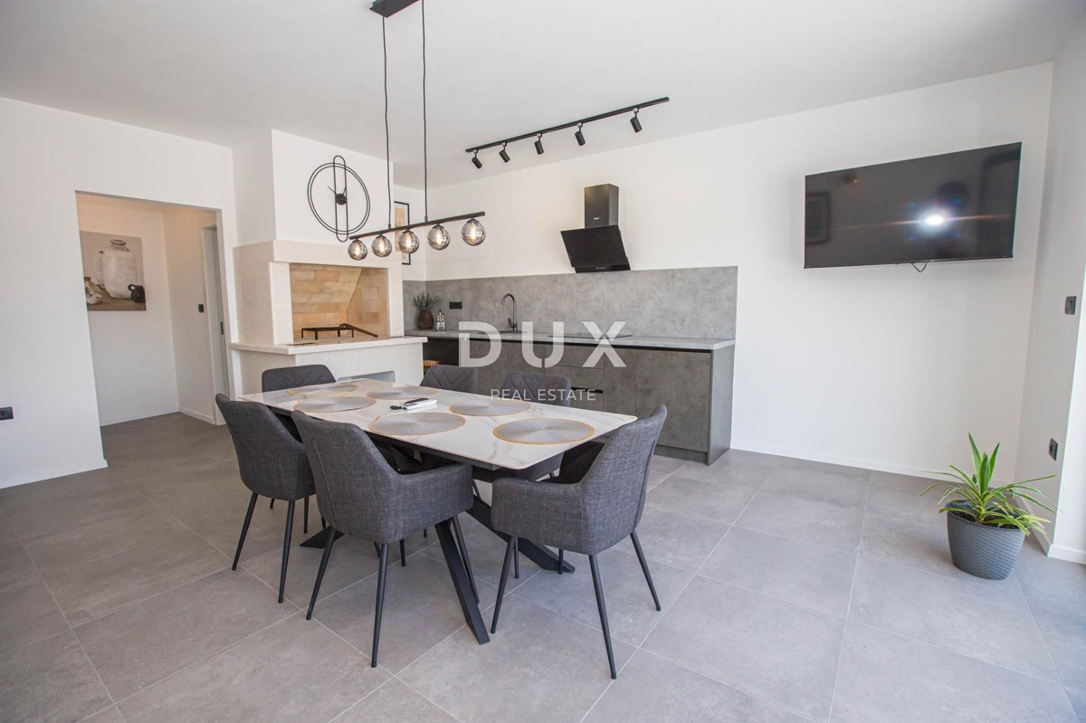 ISTRIA, BALE (dintorni) - Due edifici residenziali ristrutturati in ottima posizione, occasione!