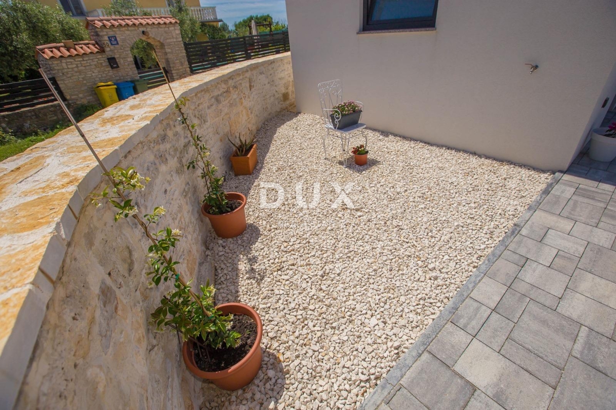 ISTRIA, BALE (dintorni) - Due edifici residenziali ristrutturati in ottima posizione, occasione!