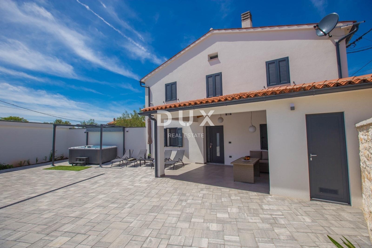 ISTRIA, BALE (dintorni) - Due edifici residenziali ristrutturati in ottima posizione, occasione!