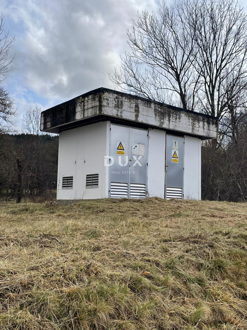 UDBINA - Opportunità di investimento - Capannone industriale di 3.524 m² su un terreno di 18.374 m² con infrastruttura energetica