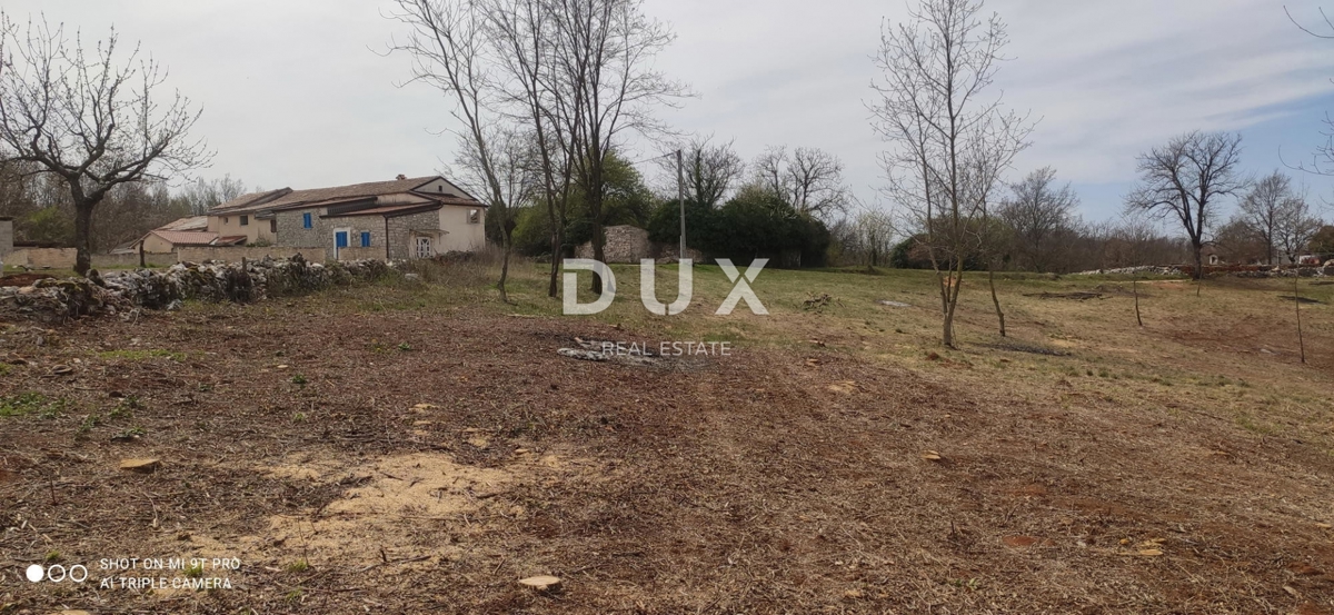 ISTRIA, LINDAR - Terreno edificabile immerso nella natura