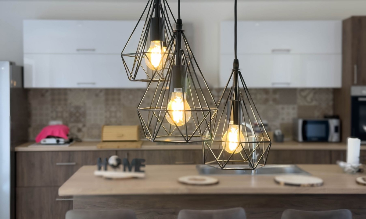 ISTRIA, SVETVINČENAT - Casa in pietra indigena ristrutturata con piscina