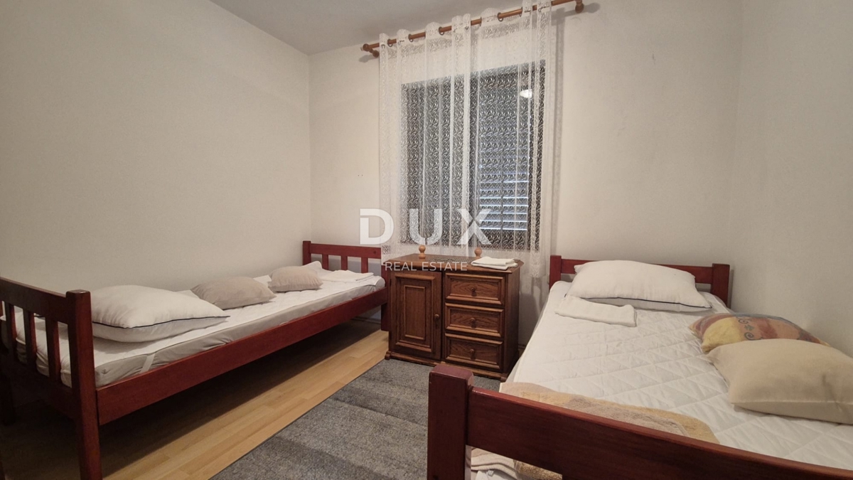 ZADAR, PRIVLAKA - Incantevole casa a 10 minuti dalla spiaggia sabbiosa