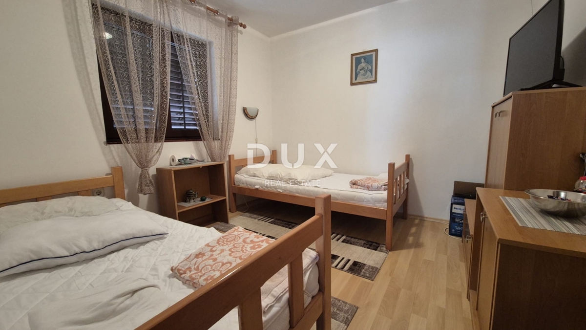 ZADAR, PRIVLAKA - Incantevole casa a 10 minuti dalla spiaggia sabbiosa