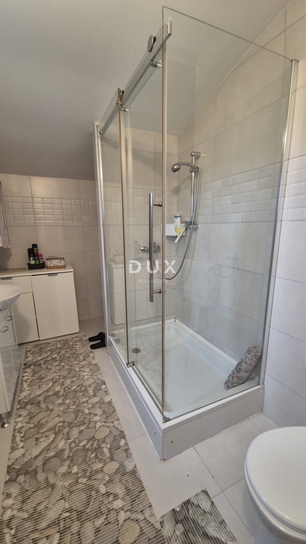 ZADAR, PRIVLAKA - Incantevole casa a 10 minuti dalla spiaggia sabbiosa