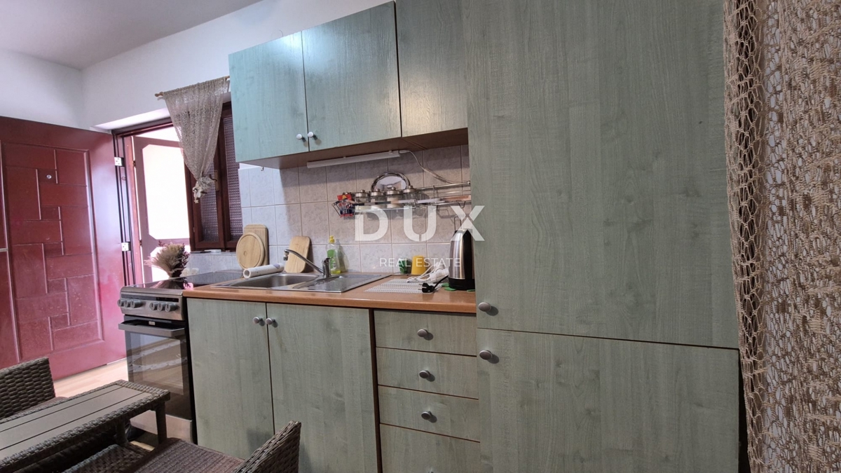 ZADAR, PRIVLAKA - Incantevole casa a 10 minuti dalla spiaggia sabbiosa