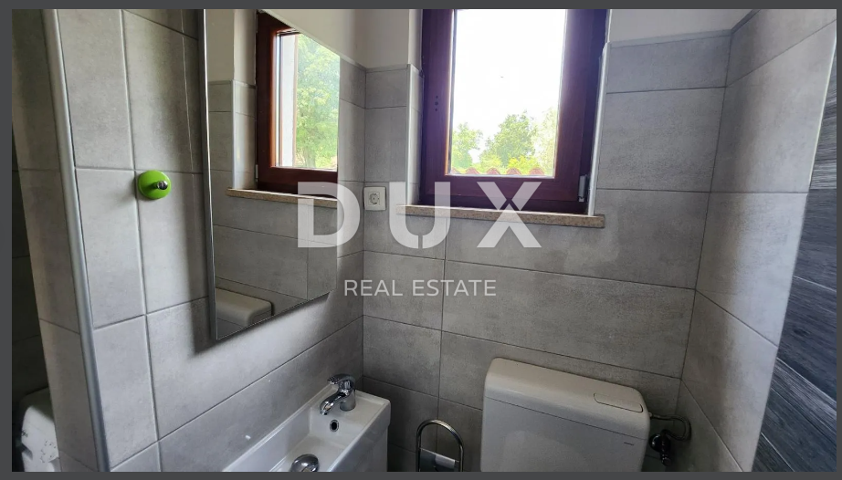 ISTRIA, BUIE - casa ristrutturata con vista su Buie