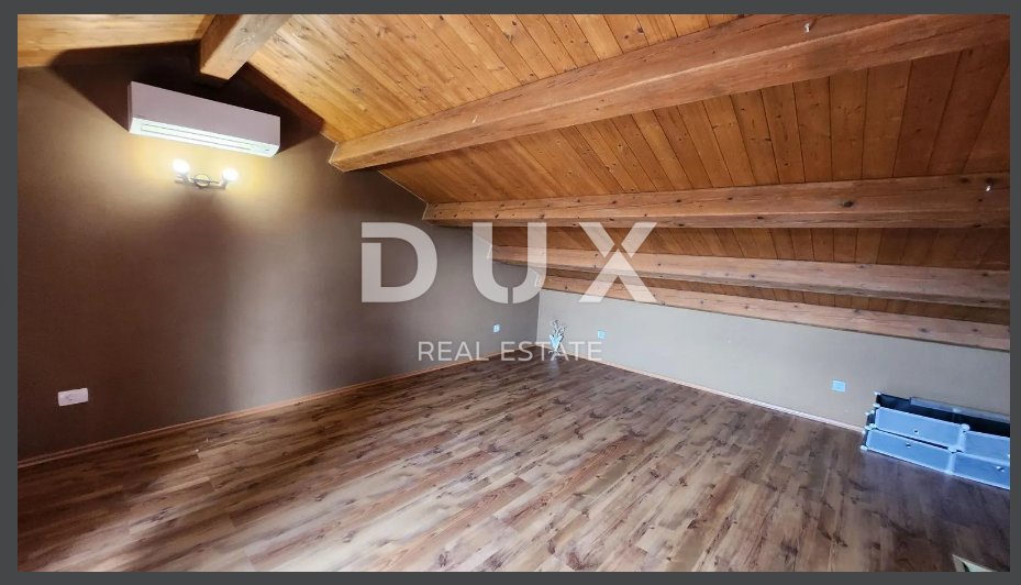 ISTRIA, BUIE - casa ristrutturata con vista su Buie