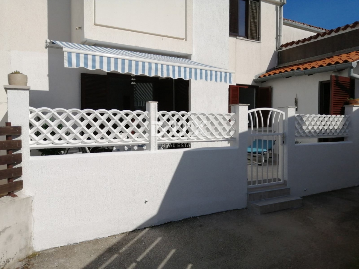 ISTRIA, BARBARIGA – Appartamento in vendita con terrazza