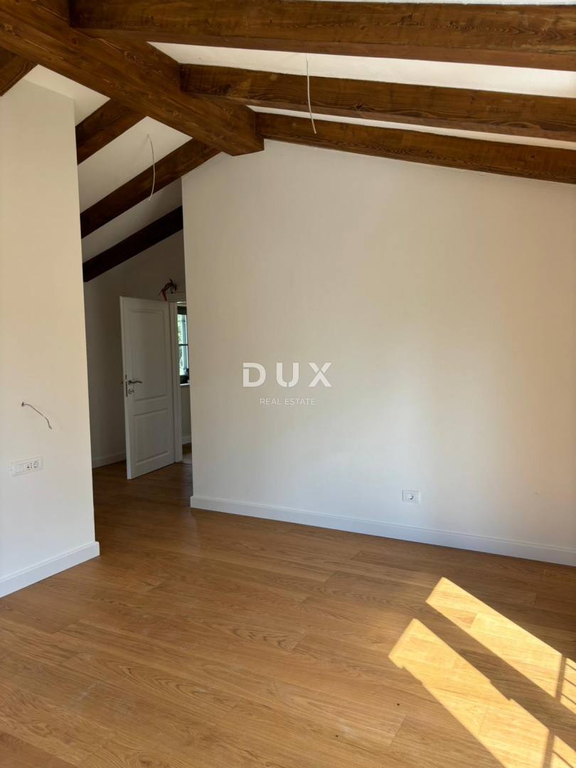 ISTRIA, PAZIN - Villa mediterranea in vendita con vista sulla natura + terreno edificabile