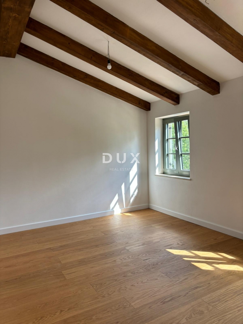 ISTRIA, PAZIN - Villa mediterranea in vendita con vista sulla natura + terreno edificabile