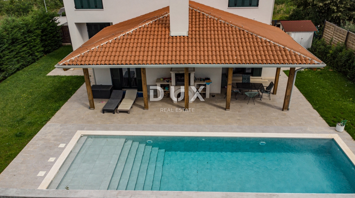 ISTRIA, UMAG – Villa di lusso, piscina, vista mare