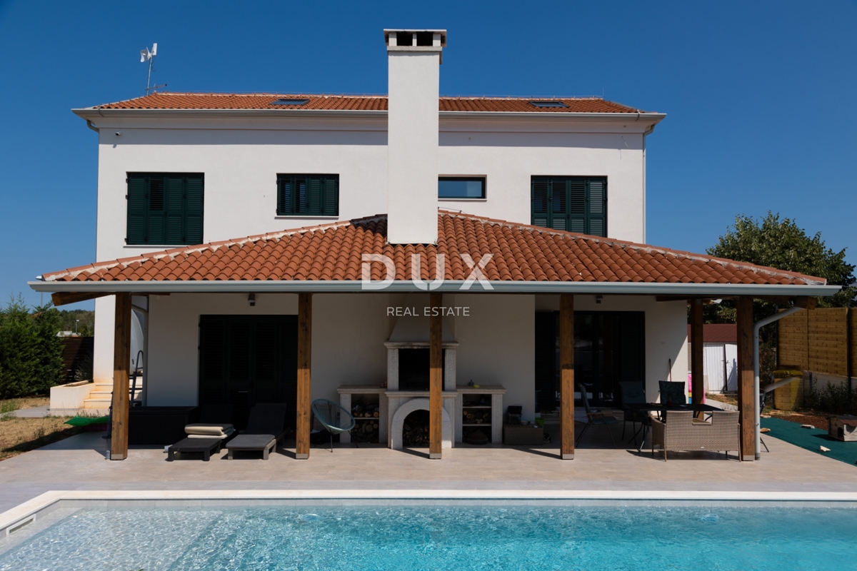 ISTRIA, UMAG – Villa di lusso, piscina, vista mare