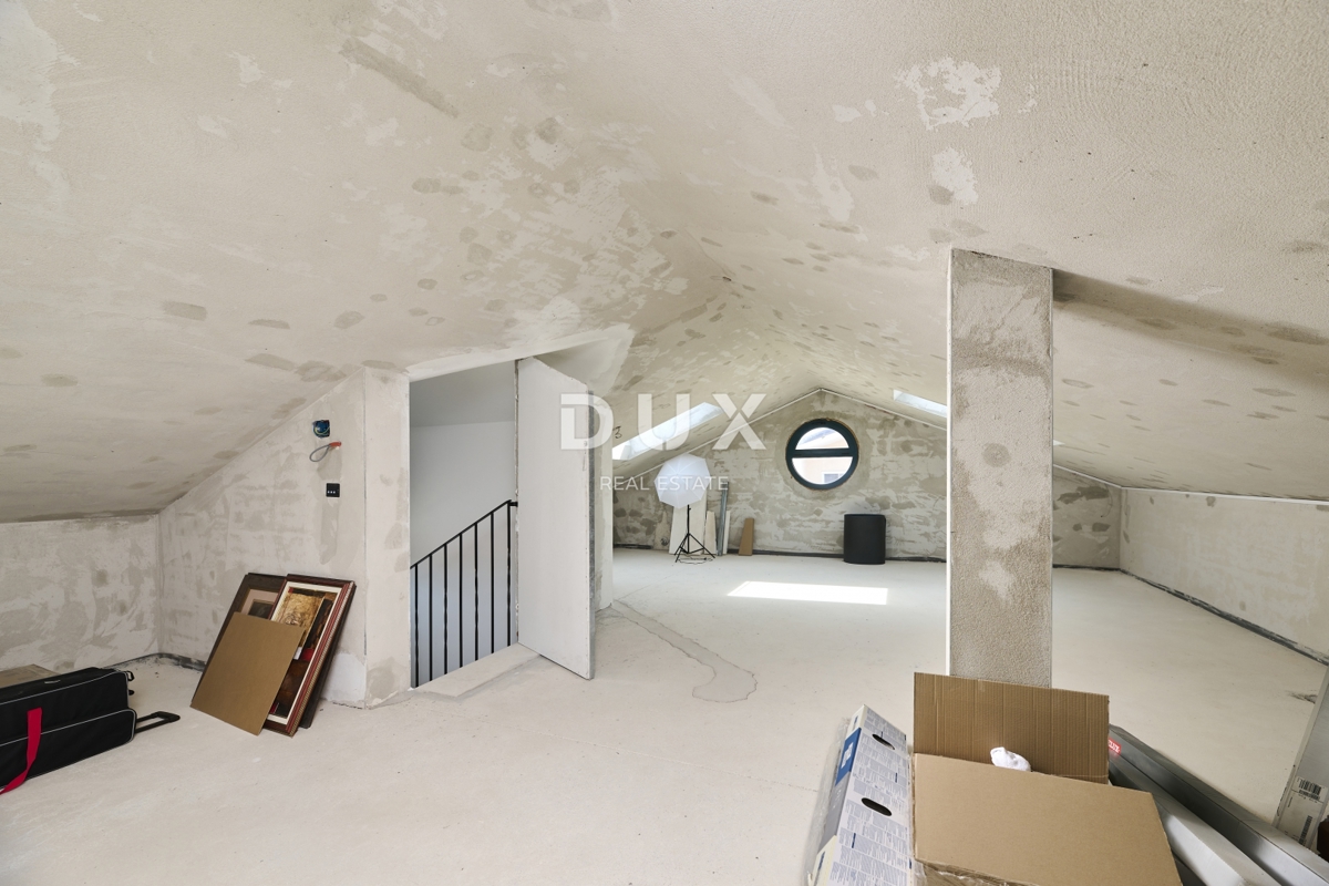 ISTRIA, UMAG – Villa di lusso, piscina, vista mare