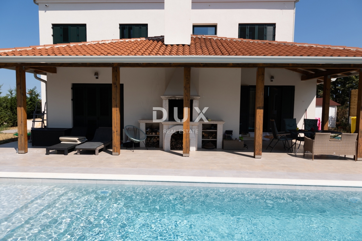 ISTRIA, UMAG – Villa di lusso, piscina, vista mare