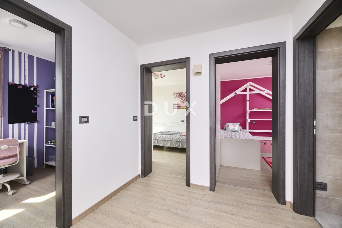 ISTRIA, UMAG – Villa di lusso, piscina, vista mare