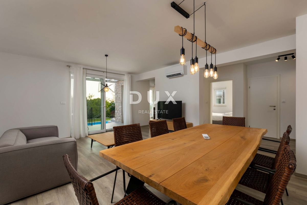 ISTRIA, RABAC - Casa in stile mediterraneo con piscina e vista mare