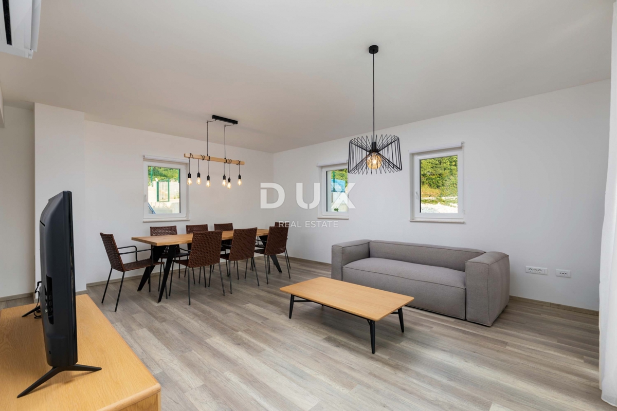 ISTRIA, RABAC - Casa in stile mediterraneo con piscina e vista mare