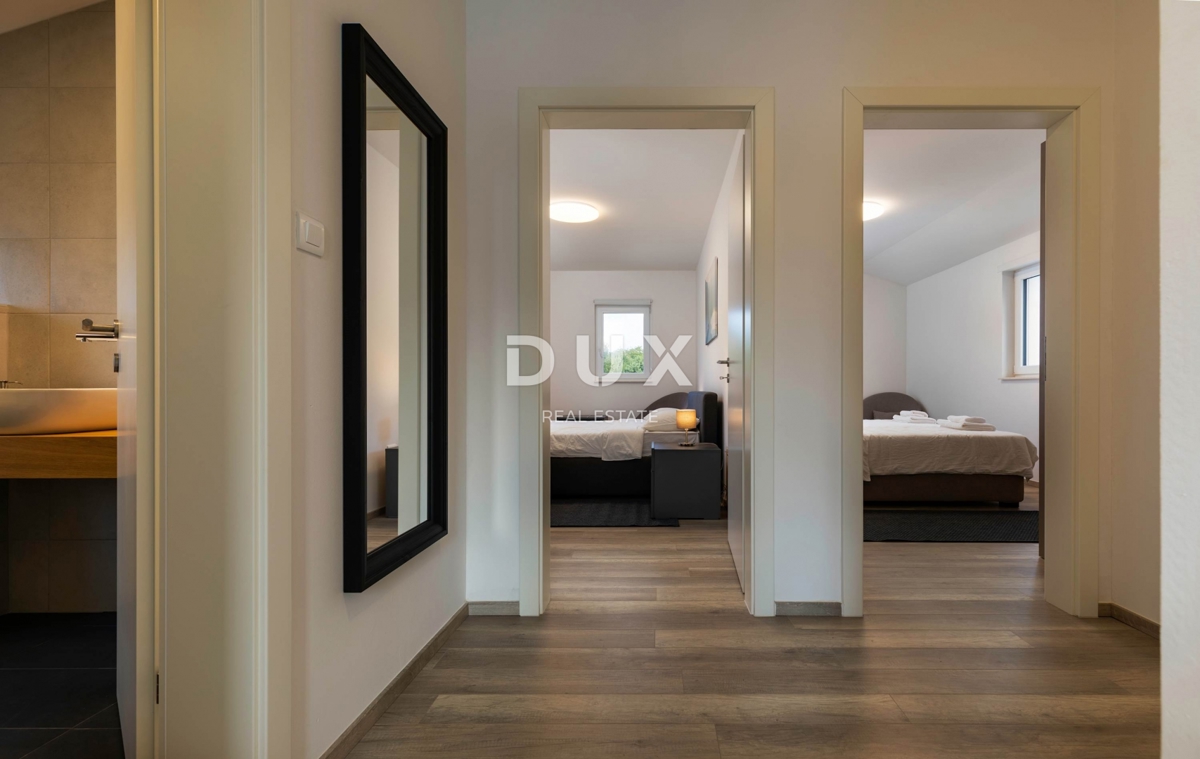 ISTRIA, RABAC - Casa in stile mediterraneo con piscina e vista mare