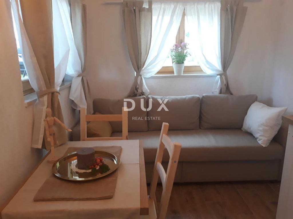 ISTRIA, ROVINJ - Casa con ampio giardino in posizione tranquilla vicino al mare