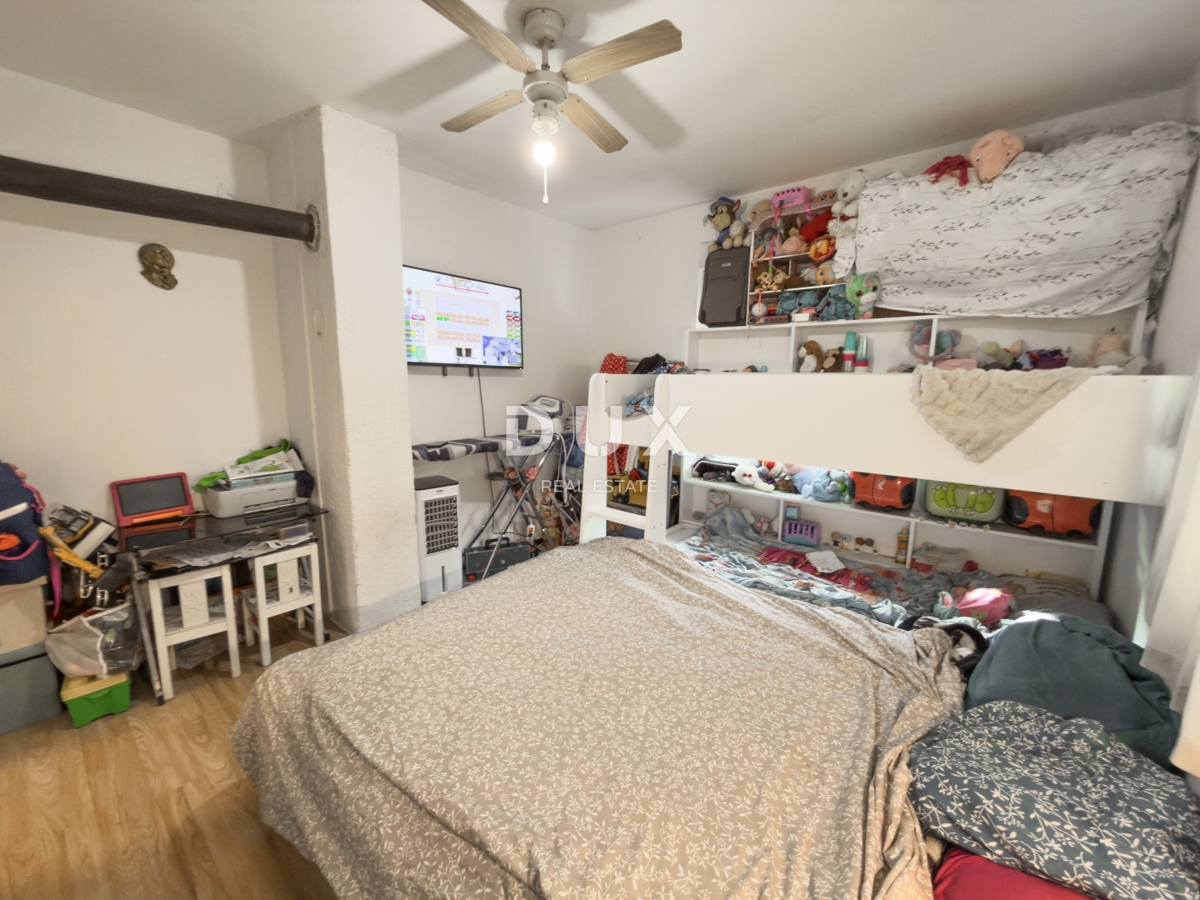 ISOLA DI KRK, CITTÀ DI KRK - Incantevole appartamento vicino a tutti i servizi