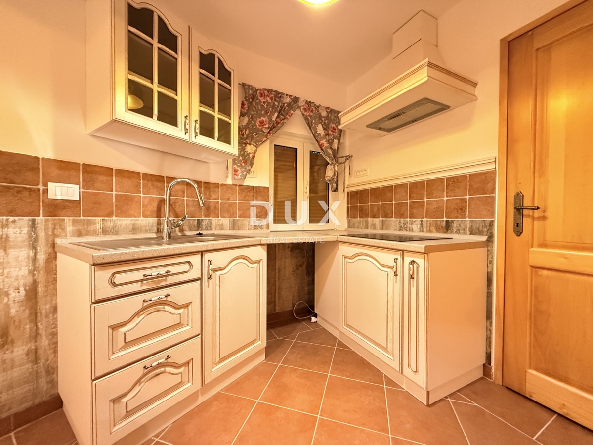 GORSKI KOTAR, MRKOPALJ - Casa con quattro appartamenti