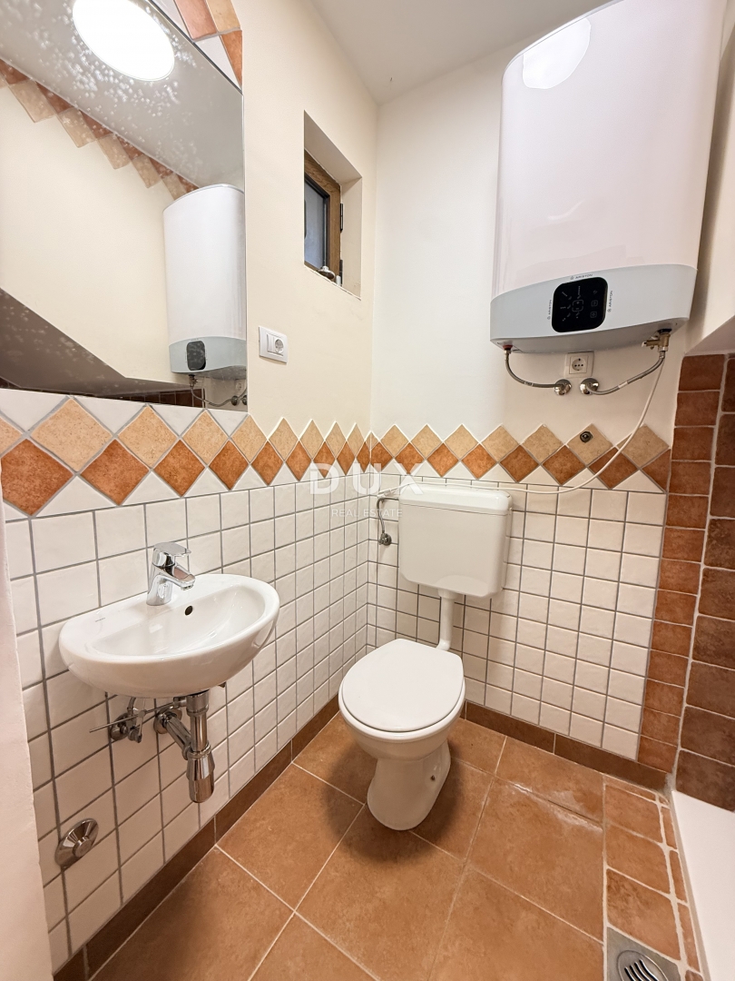 GORSKI KOTAR, MRKOPALJ - Casa con quattro appartamenti