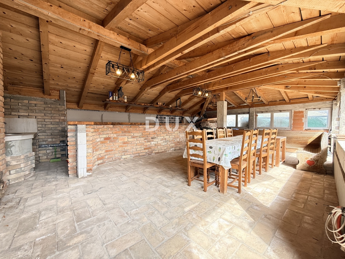 GORSKI KOTAR, MRKOPALJ - Casa con quattro appartamenti