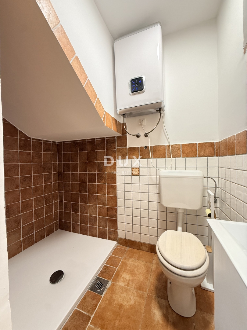 GORSKI KOTAR, MRKOPALJ - Casa con quattro appartamenti