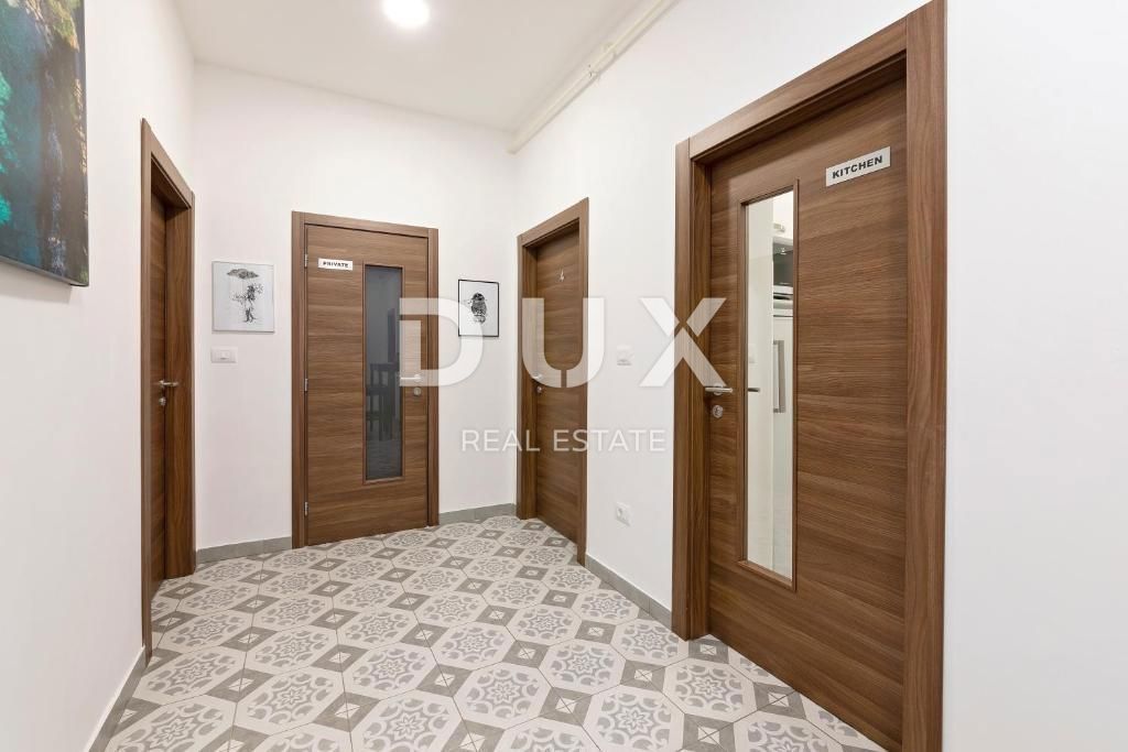 ISTRIA, POLA - Appartamento ristrutturato con 4 camere da letto + soggiorno + posto auto privato