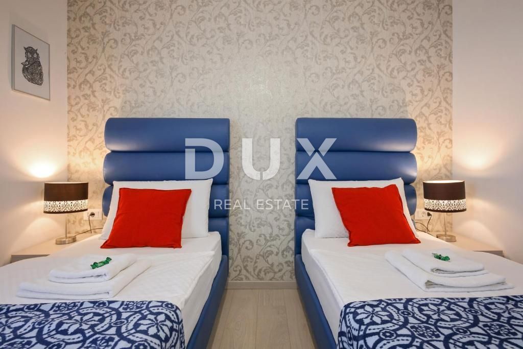 ISTRIA, POLA - Appartamento ristrutturato con 4 camere da letto + soggiorno + posto auto privato