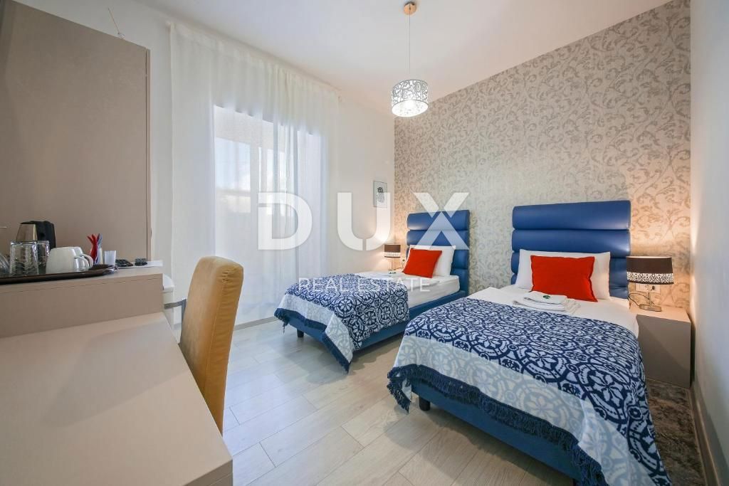 ISTRIA, POLA - Appartamento ristrutturato con 4 camere da letto + soggiorno + posto auto privato