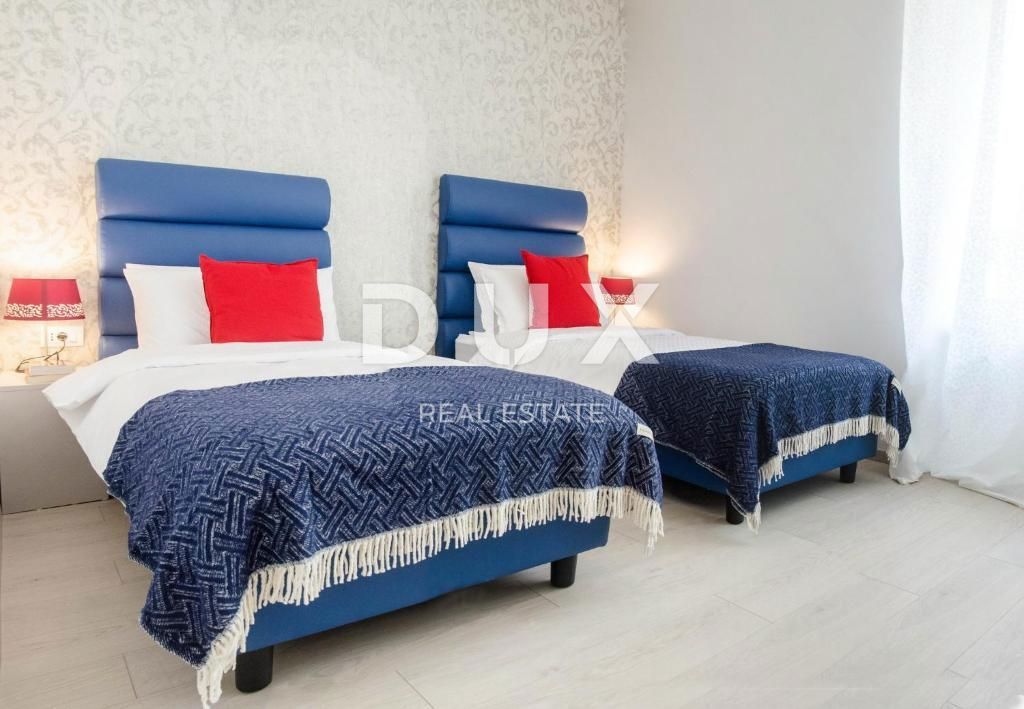 ISTRIA, POLA - Appartamento ristrutturato con 4 camere da letto + soggiorno + posto auto privato