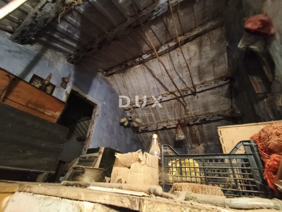 ISTRIA, PERUŠKI - Casa in pietra da ristrutturare