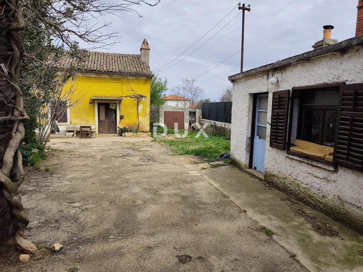ISTRIA, PERUŠKI - Casa in pietra da ristrutturare