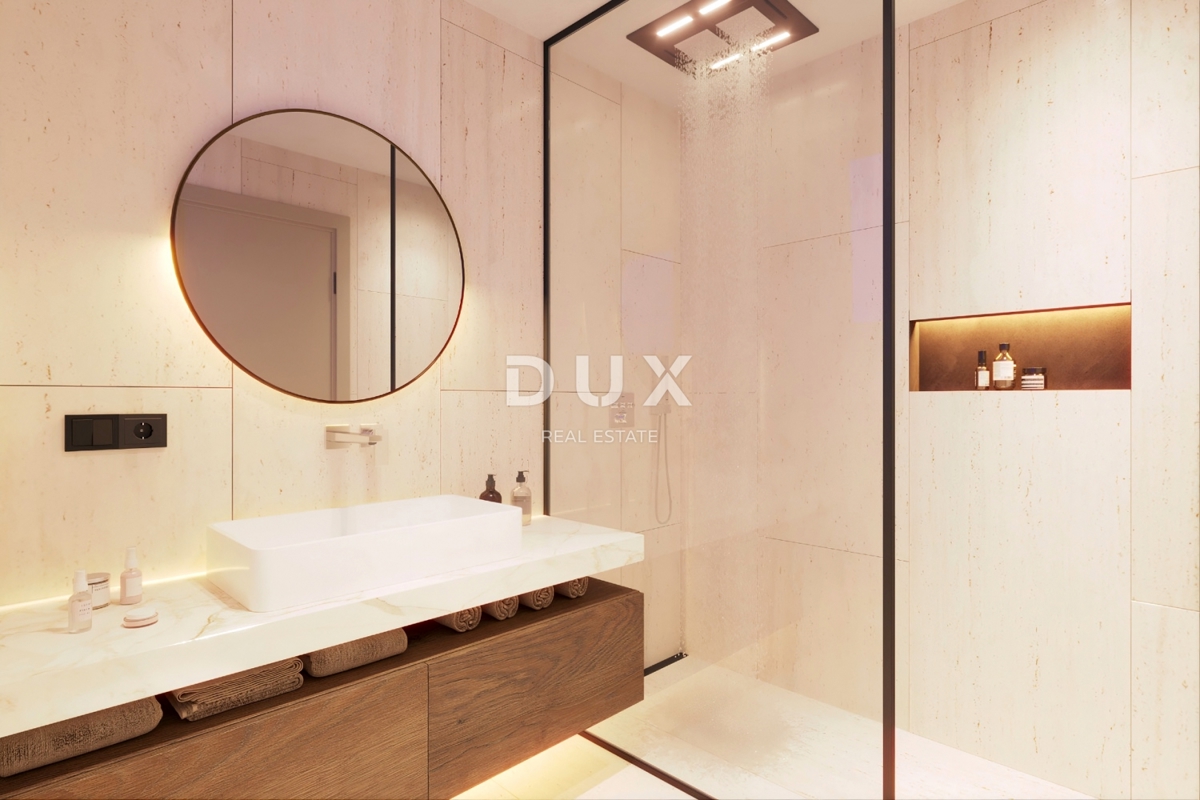 ISTRIA, SVETI LOVREČ - Casa moderna con piscina